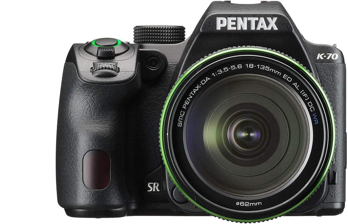 PENTAX K-70 Black + DA 18-135mm WR