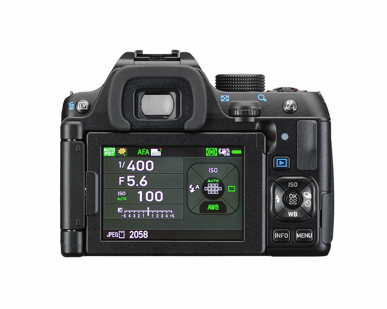 PENTAX K-70 Black + DA 18-135mm WR