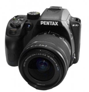 PENTAX K-70 + DAL 18-55 WR